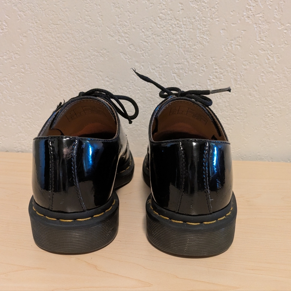 Dr Martens Classic Black Leather Shoes - Picture 4 of 10